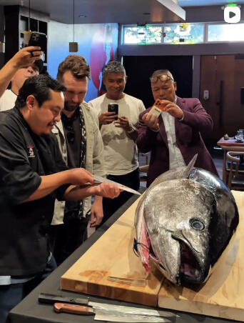 Hakashi Sushi Tuna Carving